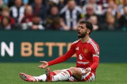 开云体育中国-曼联遭遇惨败，球队前景堪忧