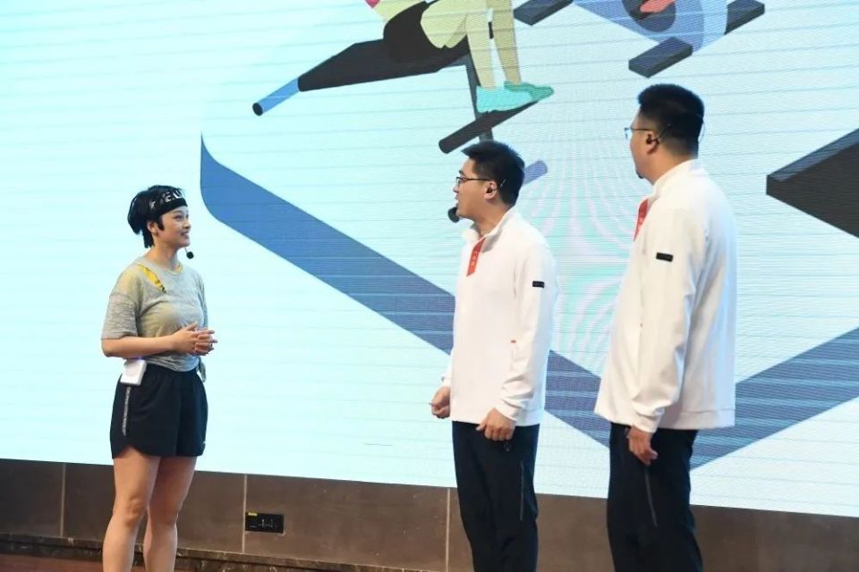 比赛中的精彩瞬间，让人回味无穷