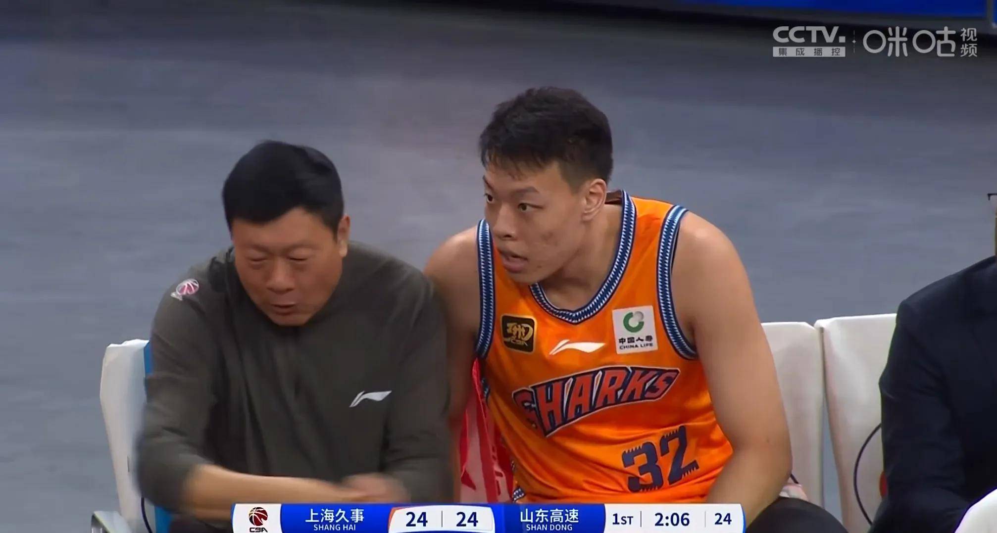 上海男篮客场大胜福建，取得三连胜的简单介绍