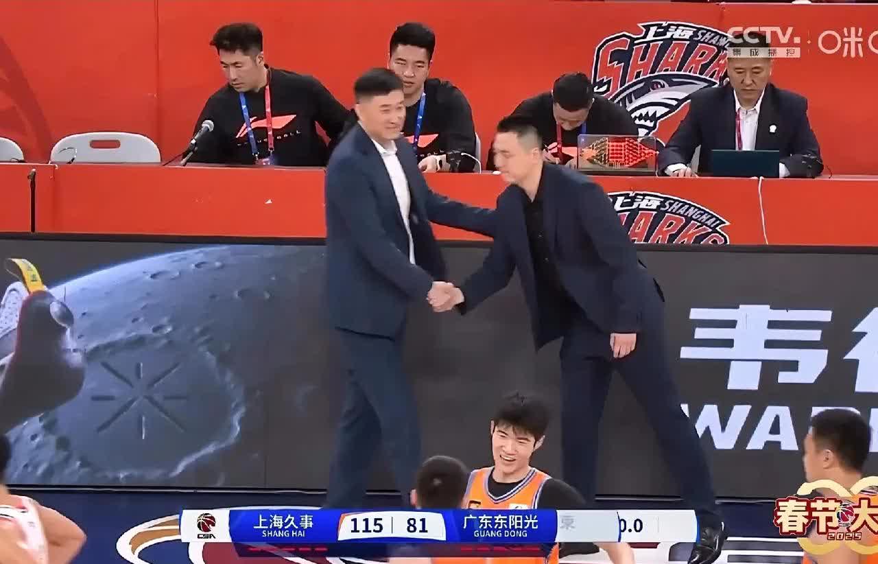 上海队主场作战，轻松取得连胜的简单介绍