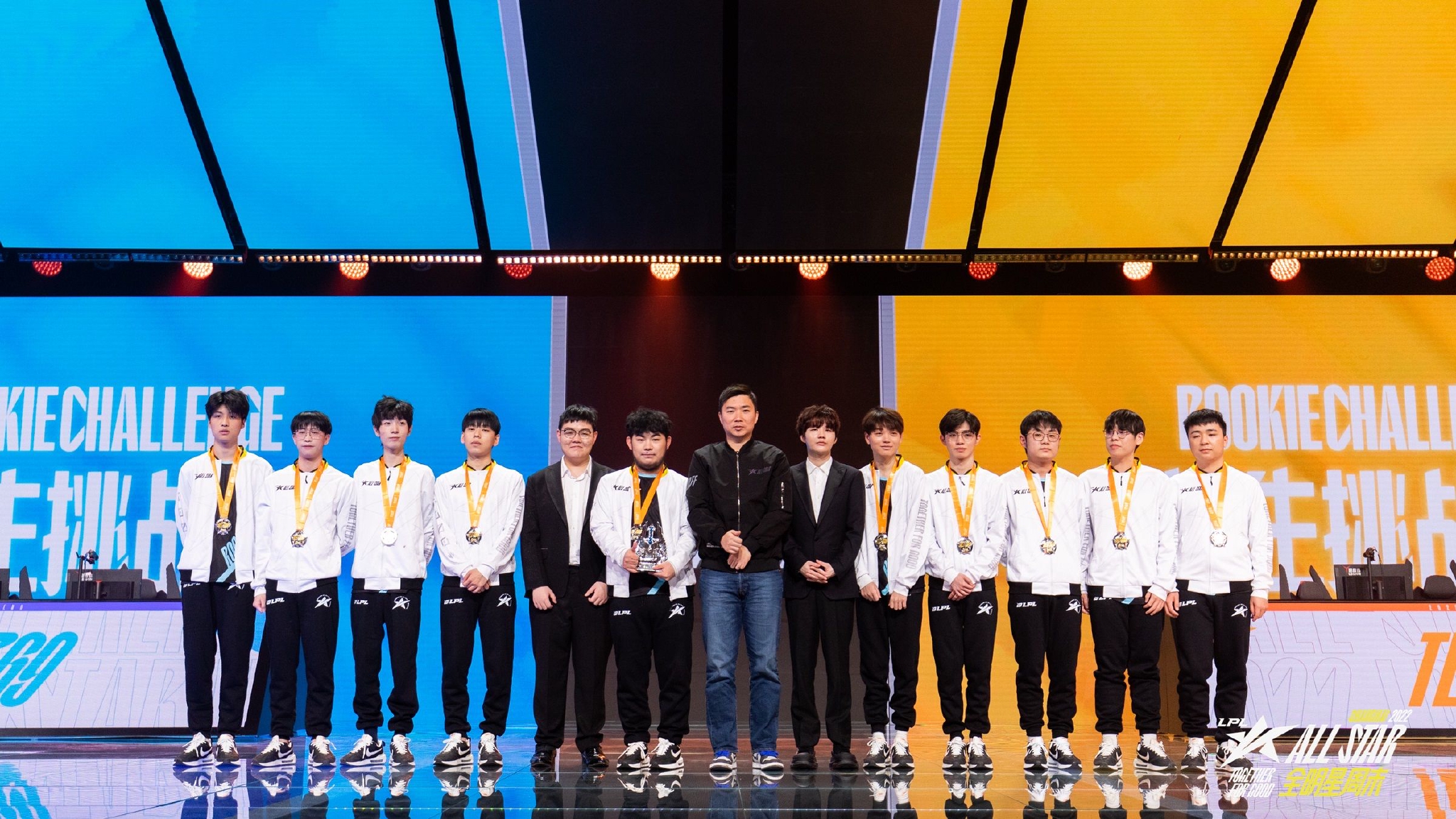 关于全明星周末迎来巅峰对抗，谁能称雄？的信息