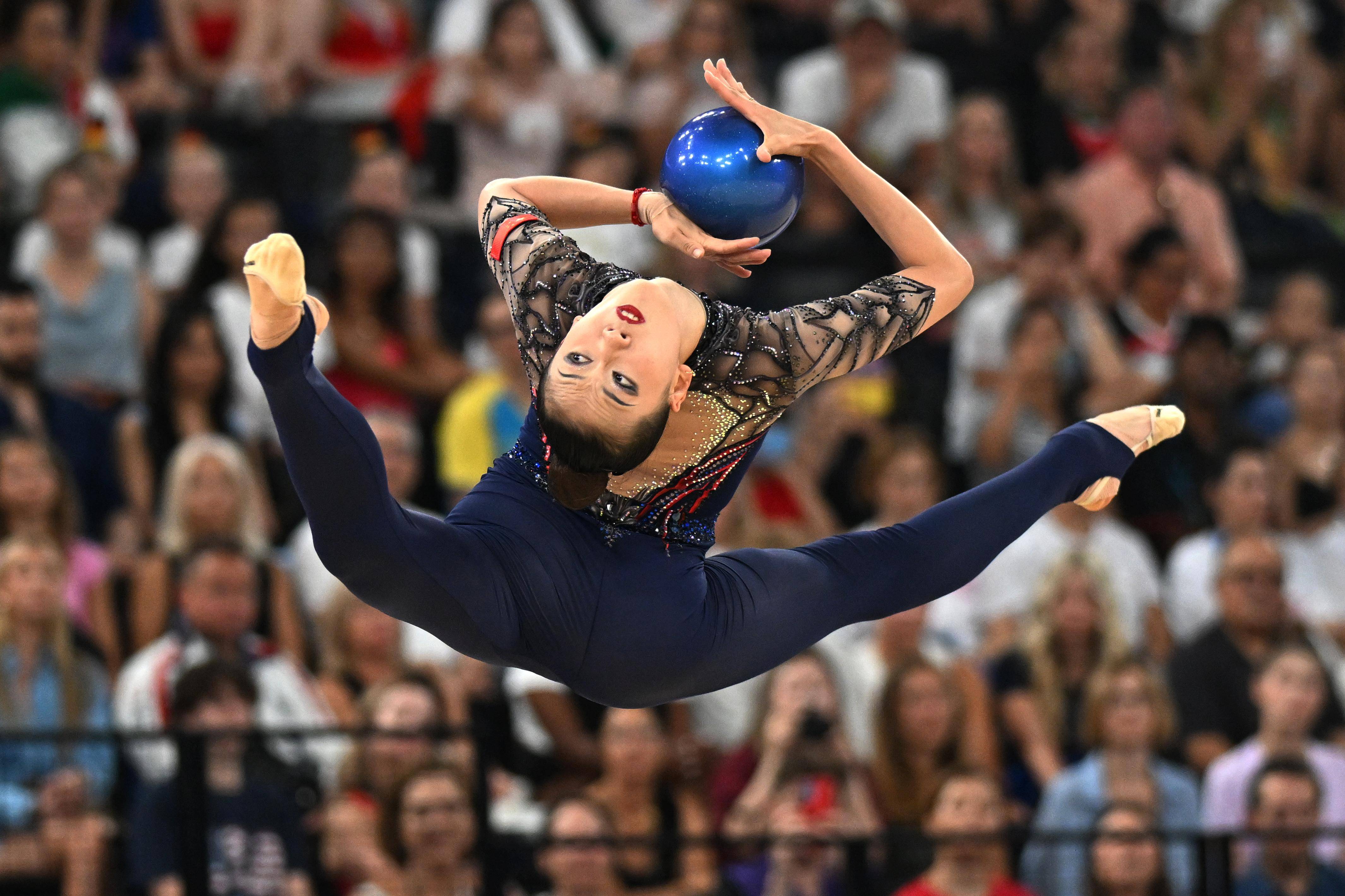 丹麦选手在自行车比赛中夺得金牌