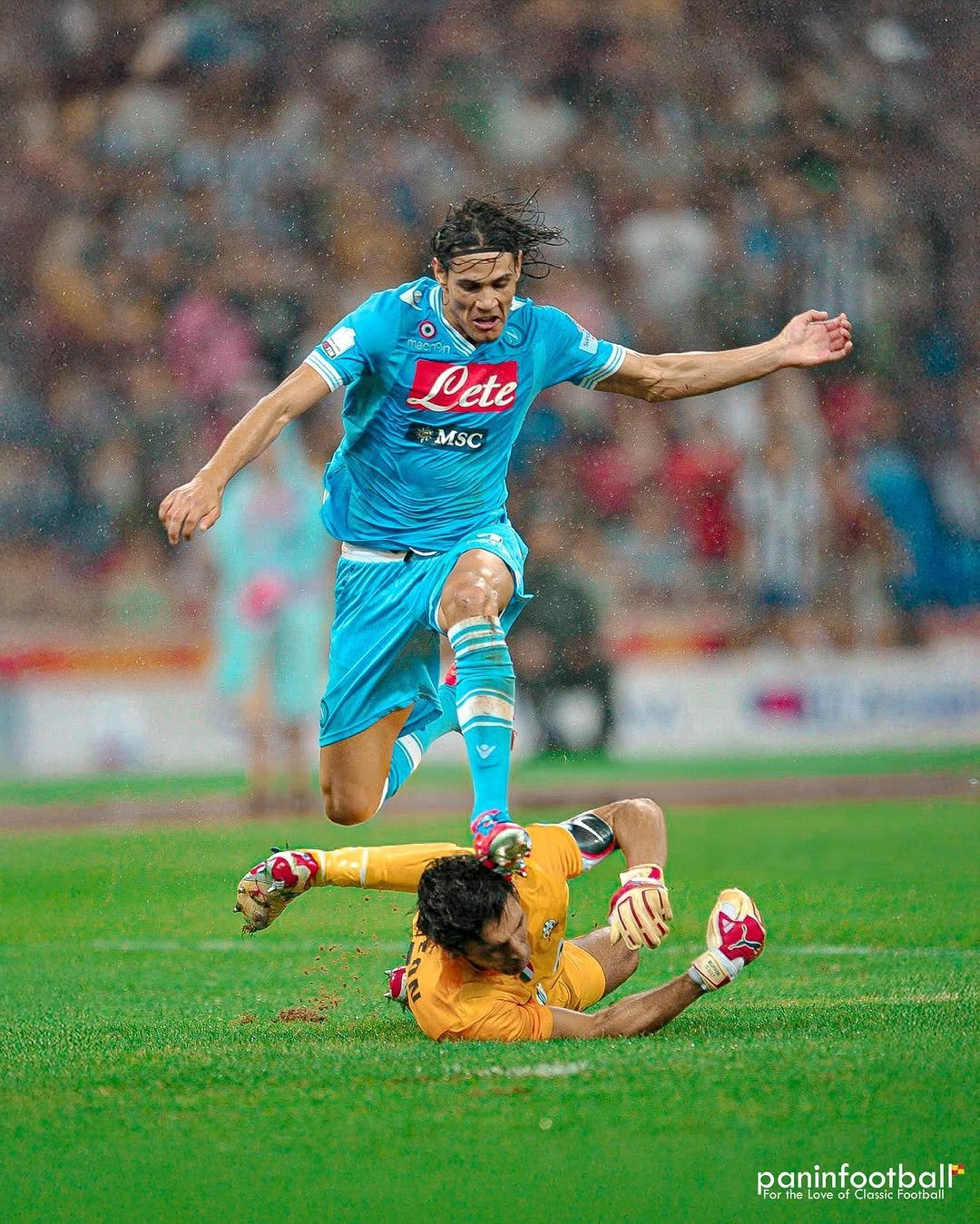 包含尤文图斯挑战巴塞罗那，意西豪门激战一触即发的词条