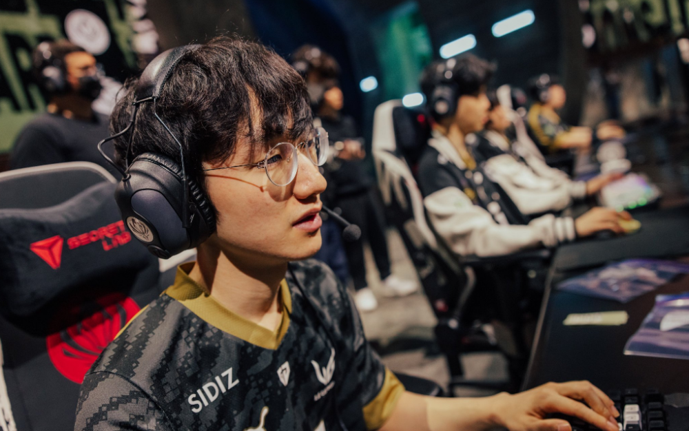 关于TL力克V5，Oner完成史诗逆转激烈交锋入围赛，点燃全场激情的信息