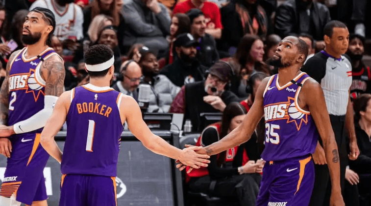 焦点大战：NBA上演巅峰碰撞的简单介绍